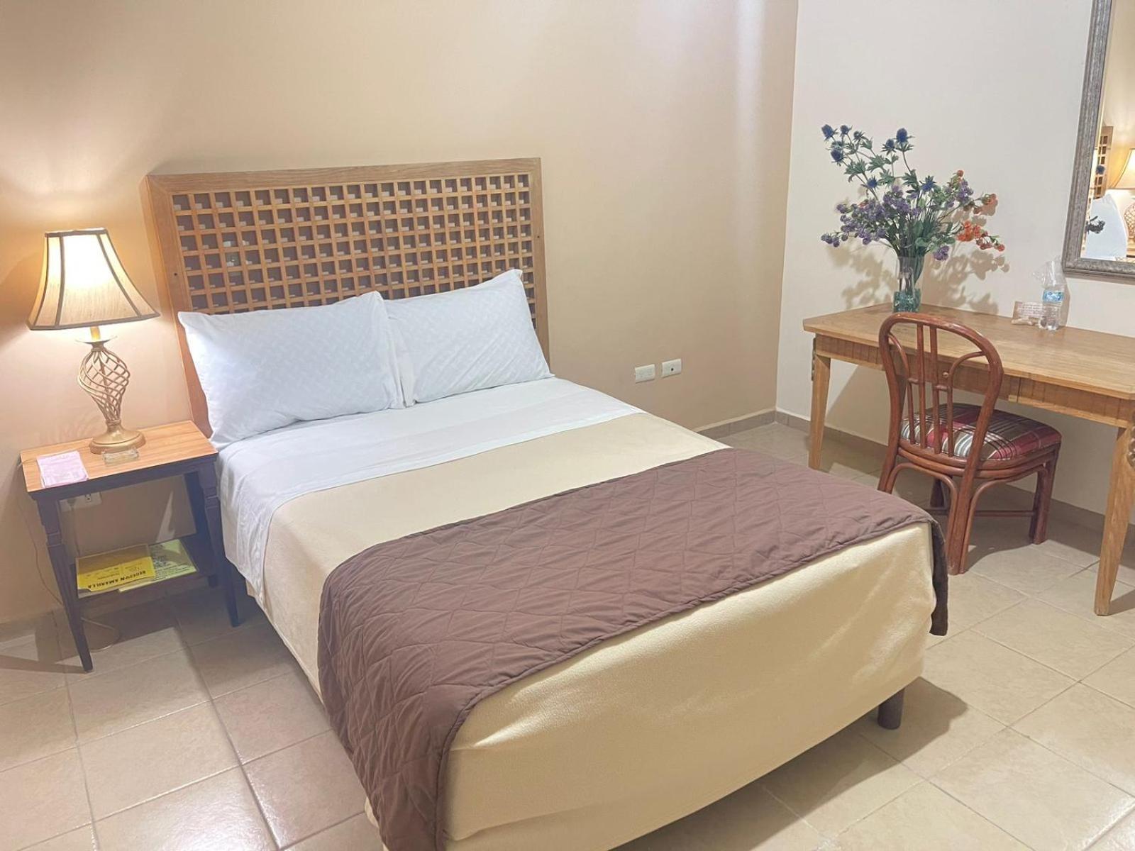 Hotel El Dorado Sabinas Eksteriør bilde