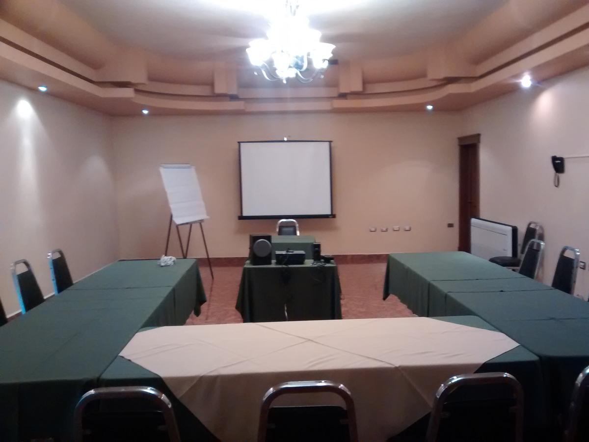 Hotel El Dorado Sabinas Eksteriør bilde