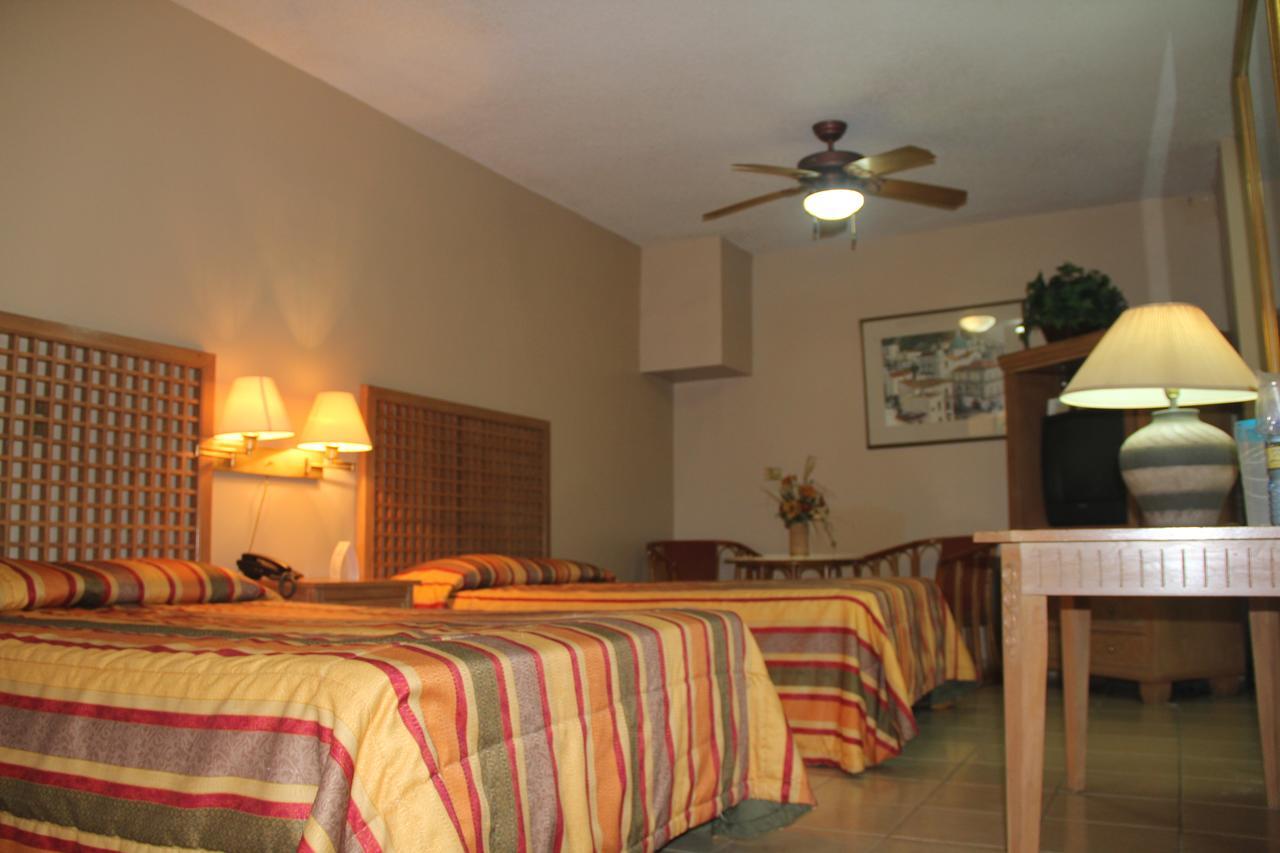 Hotel El Dorado Sabinas Eksteriør bilde